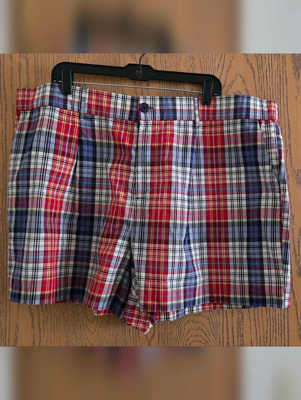 Belle Isle. Torrid. Red, Navy & White Plaid High-Rise Shorts